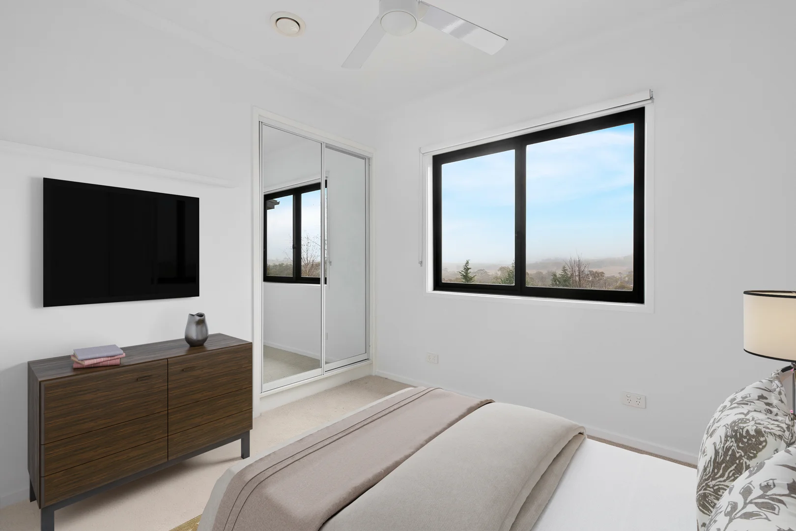 Additional image 11 of 51 Eucumbene Road, Hill Top NSW 2628