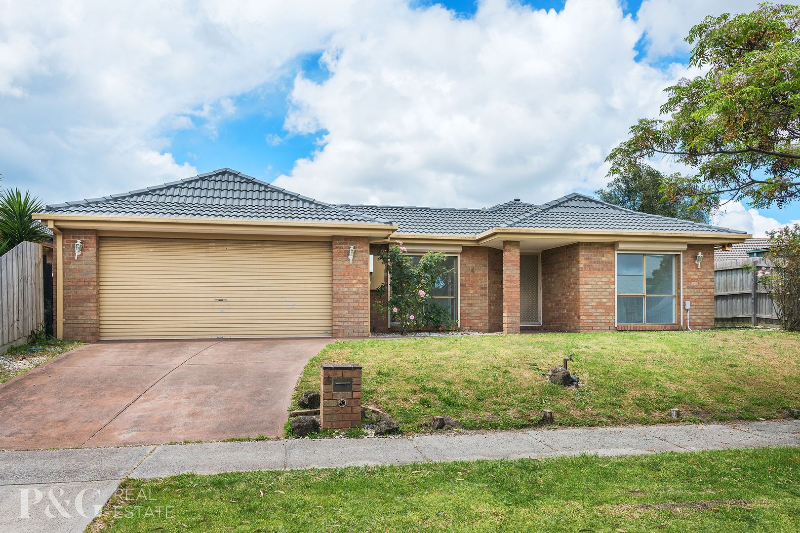 4 Daphne Way, Cranbourne North | Property History & Address Research ...