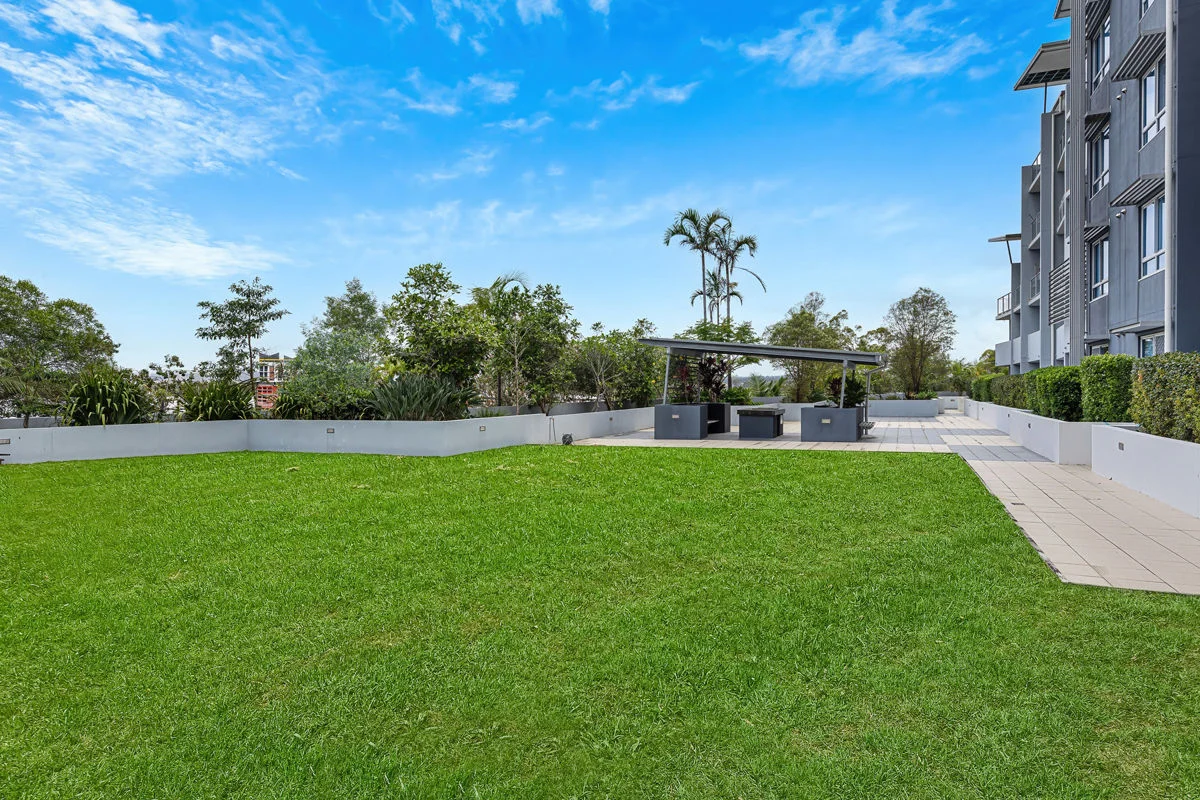 Additional image 2 of 1110 & 1110A / 3 Main Street, Varsity Lakes QLD 4227