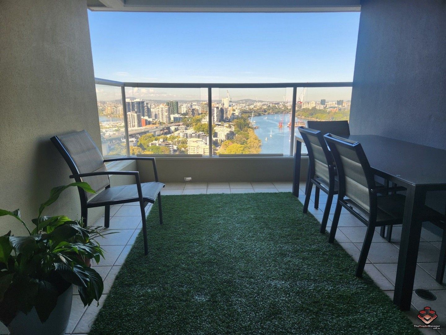 2 bedrooms Apartment / Unit / Flat in ID:21114172/82 Boundary Street BRISBANE CITY QLD, 4000