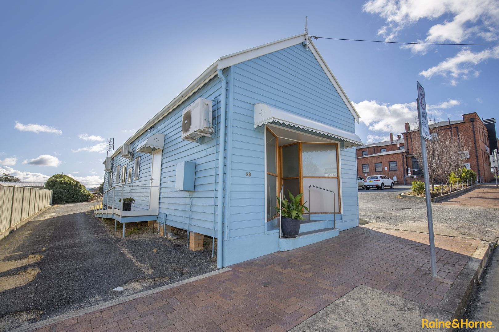 98 High Street, Tenterfield NSW 2372, Image 1