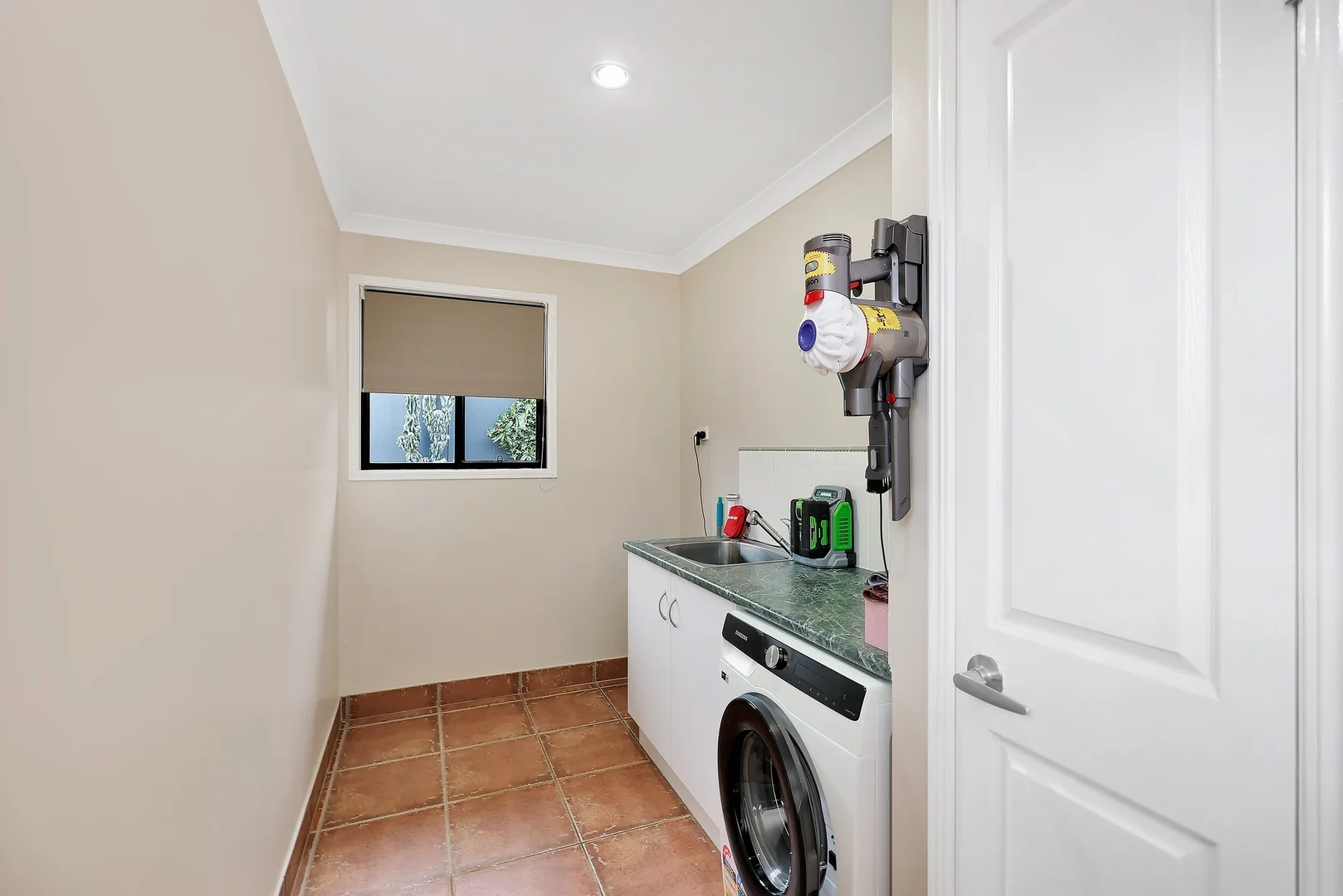 Additional image 24 of 2 Linden Crescent, Qunaba QLD 4670