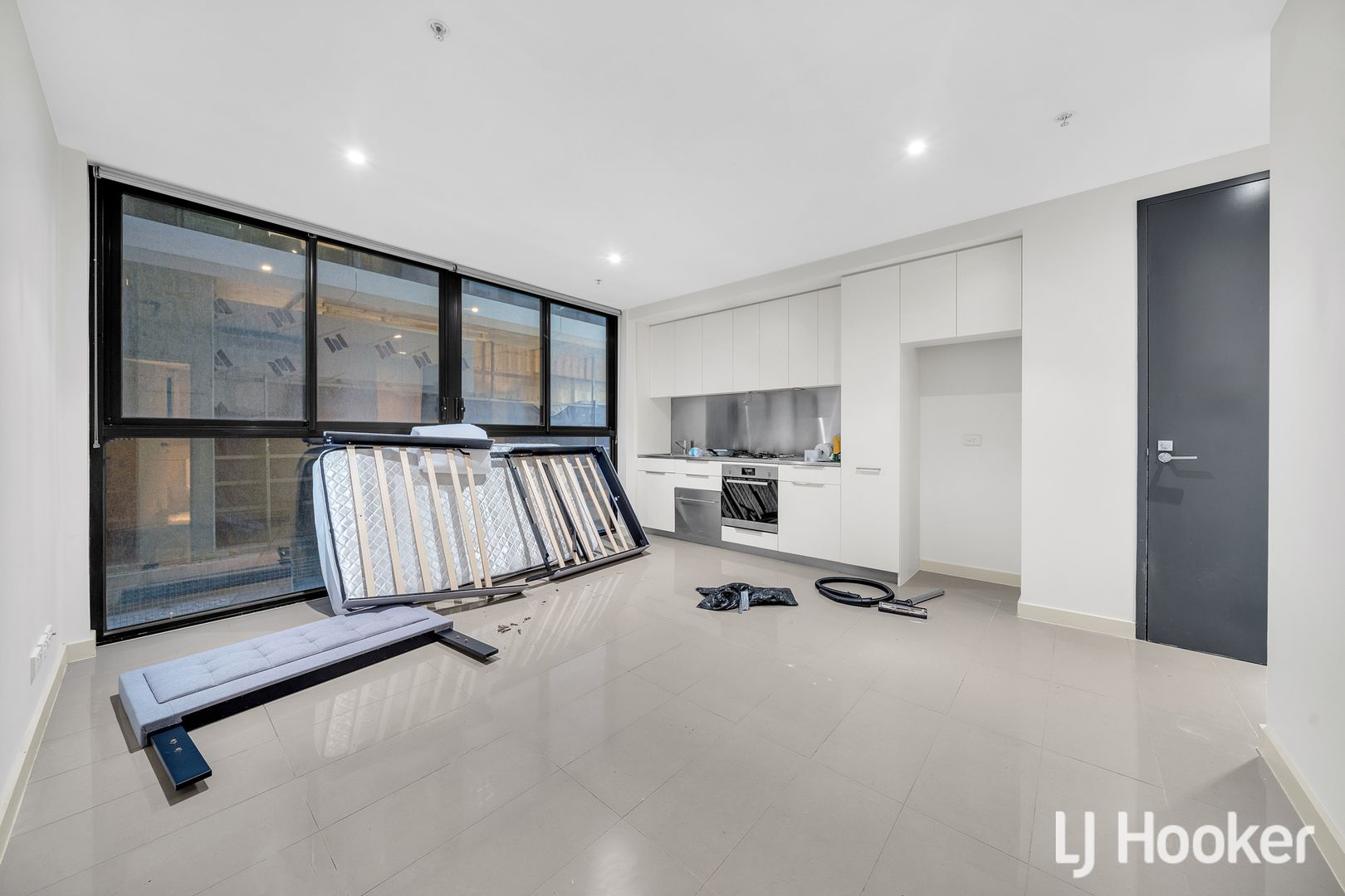 203/2026 Coromandel Place, Melbourne VIC 3000 Apartment For Rent