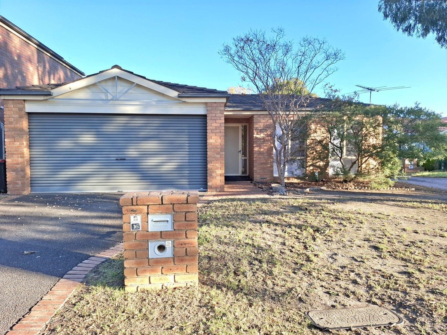 3 bedrooms Apartment / Unit / Flat in 16 Brindalee Mews CHADSTONE VIC, 3148