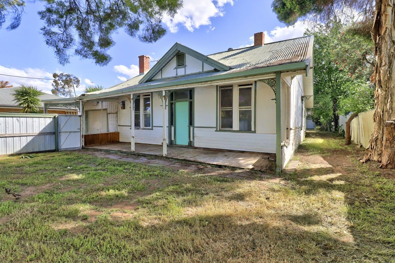 284 Harfleur Street, Deniliquin NSW 2710, Image 1