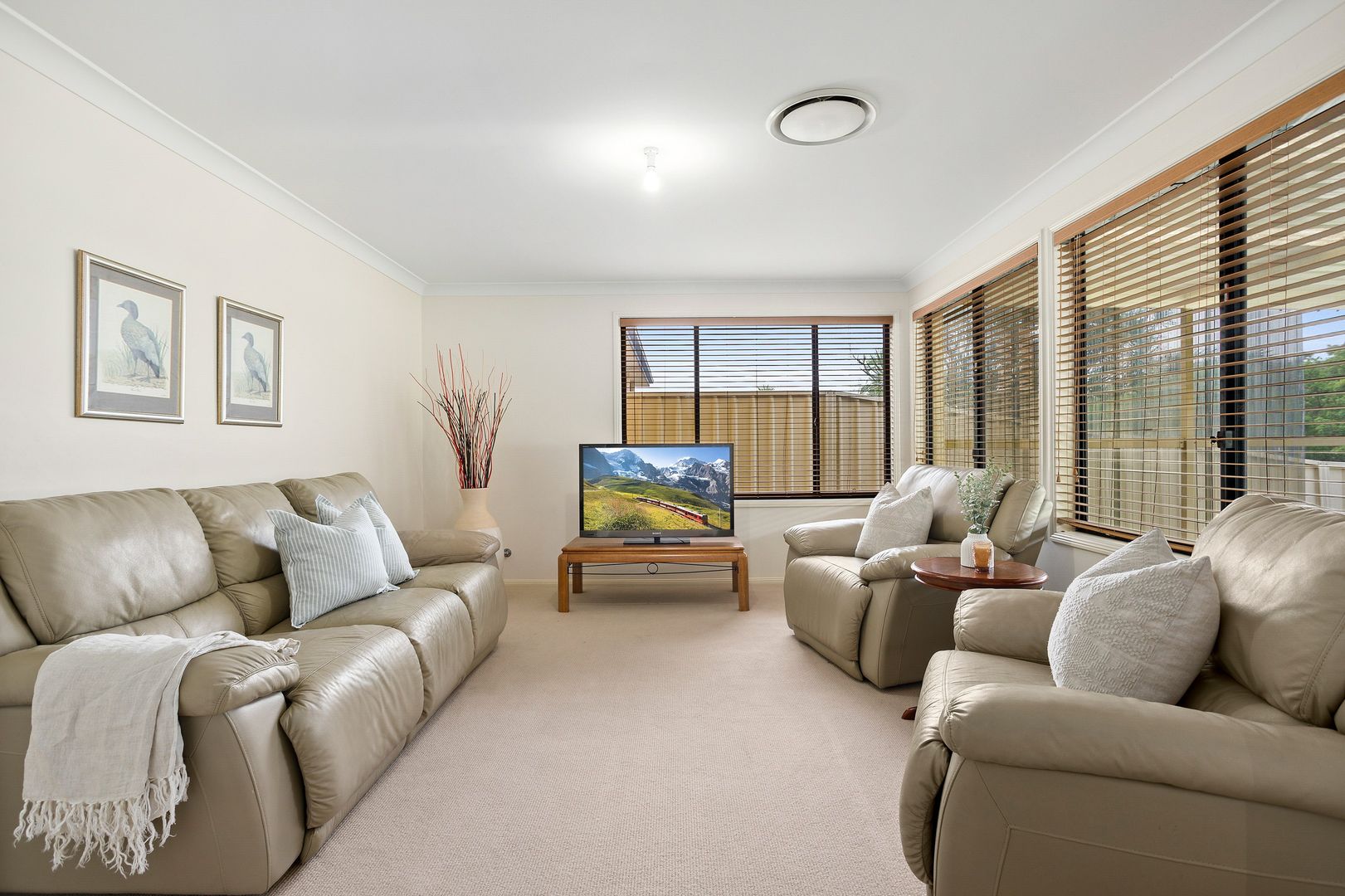 23 Hartfield Avenue, Horsley NSW 2530, Image 2