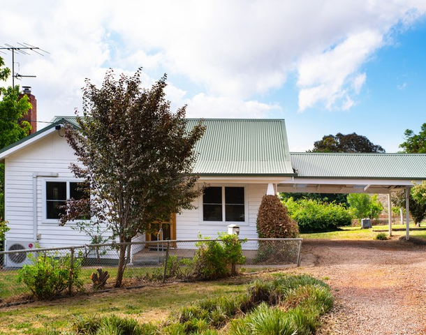 1 Symes Road, Harcourt VIC 3453