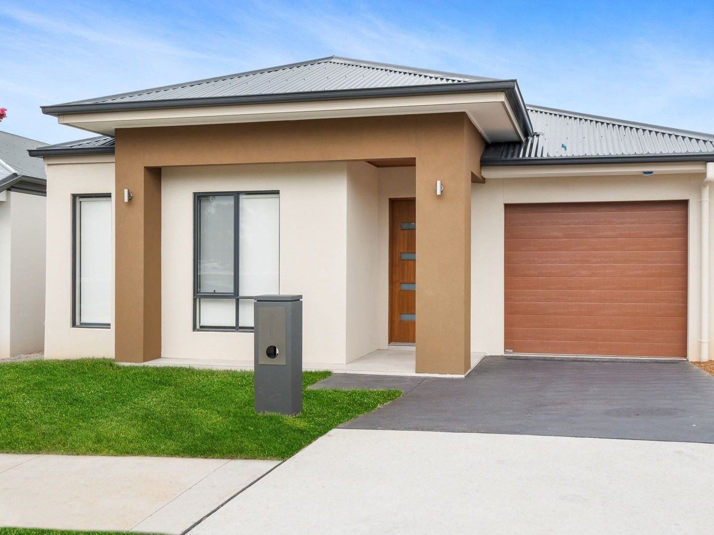 4 bedrooms House in 38 Brookner Road SPRING FARM NSW, 2570