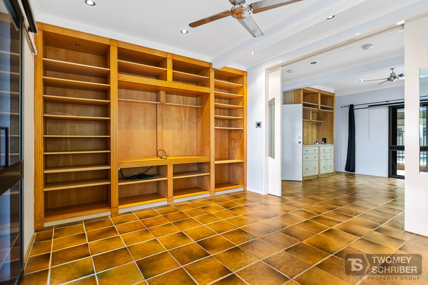 Additional image 11 of 8 Seaview Close, Bayview Heights QLD 4868