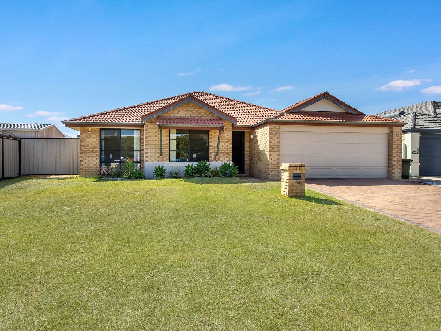 13 Allatoona Avenue, Secret Harbour WA 6173 House For Rent 580