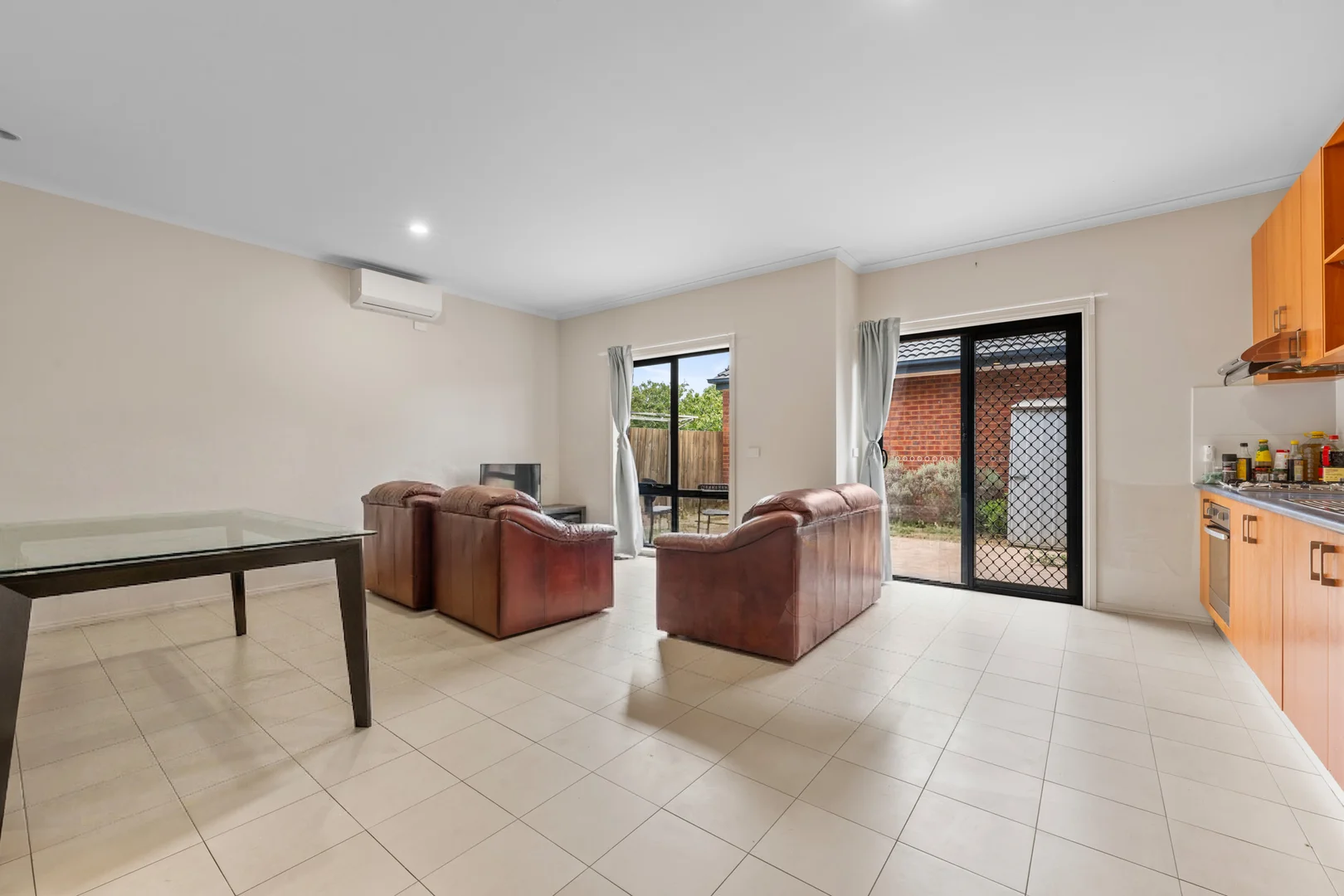 Additional image 2 of 2/52 Stockdale Avenue, Clayton VIC 3168