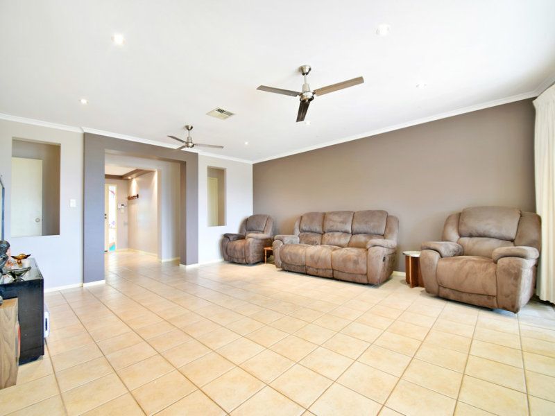 54 Second Avenue, Moana SA 5169, Image 2