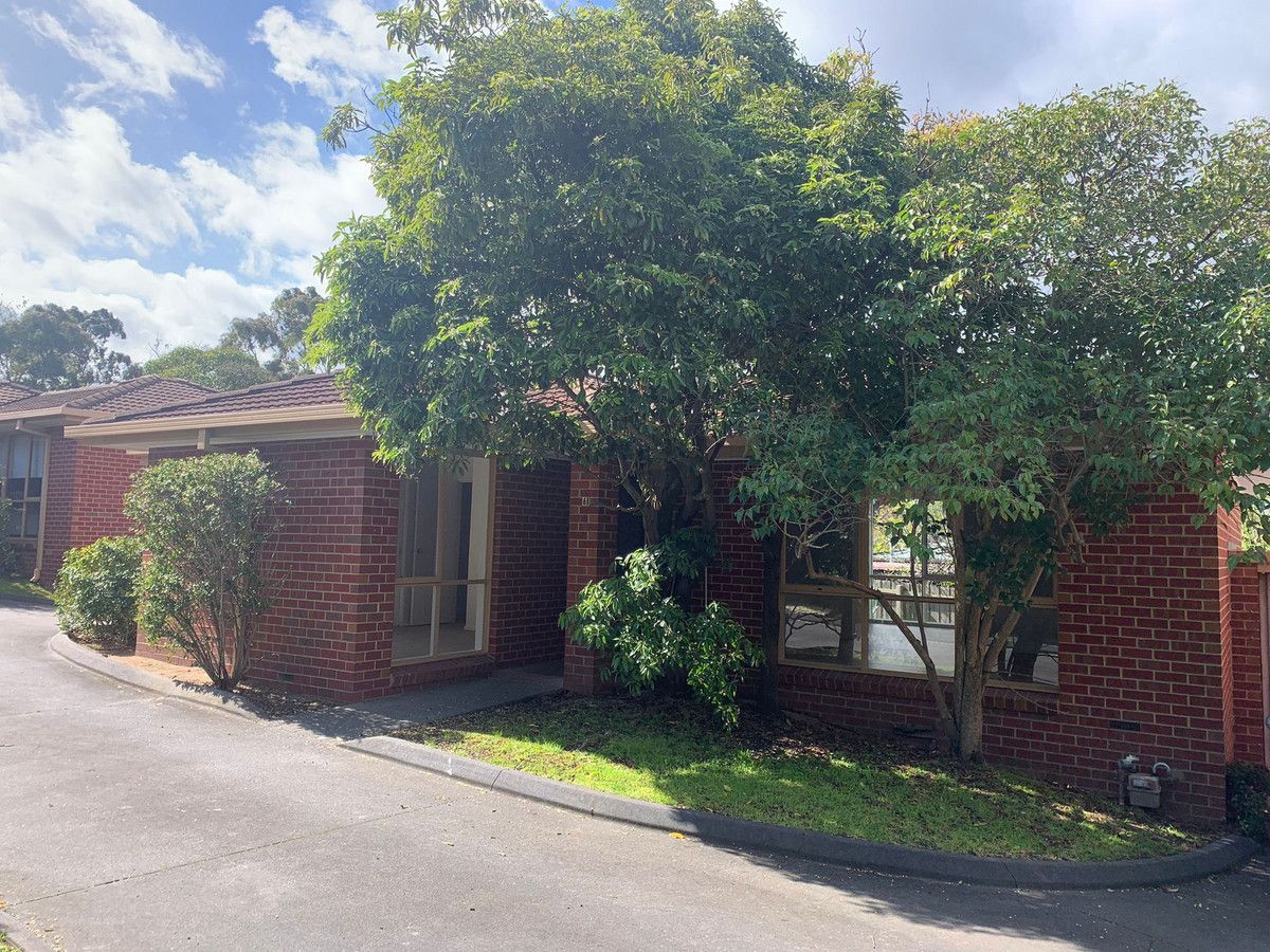 2 bedrooms Apartment / Unit / Flat in 6/27 Invermay Grove ROSANNA VIC, 3084