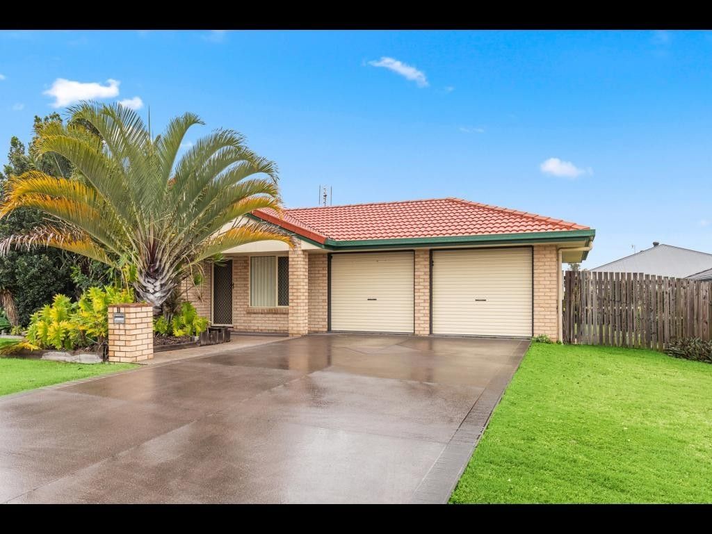 4 bedrooms House in 11 Crystal Court URANGAN QLD, 4655