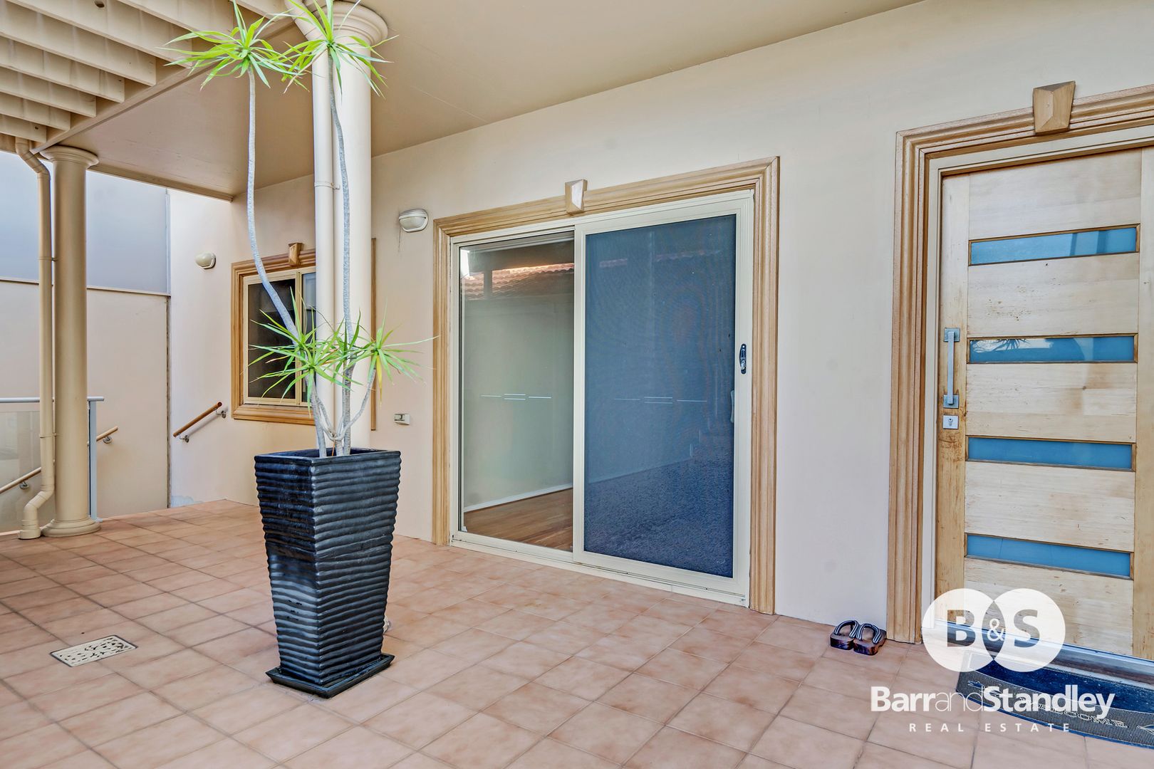 9/1 Victoria Street, Bunbury WA 6230, Image 2