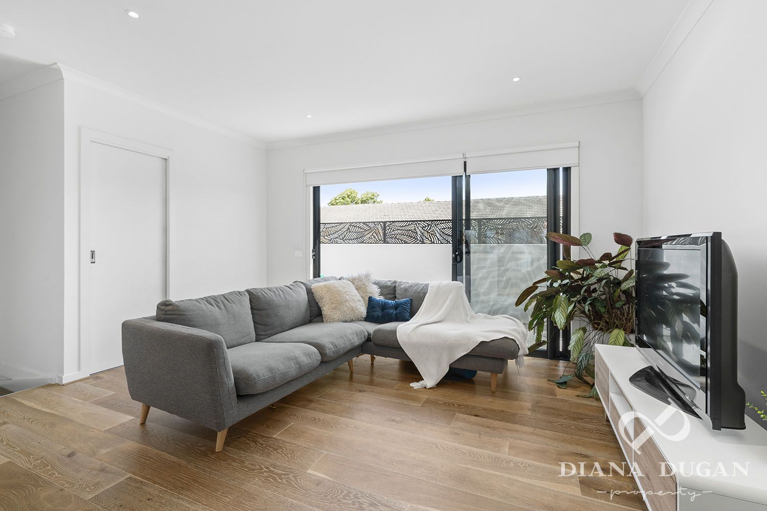 2/3 Station Street, Mentone VIC 3194, Image 2