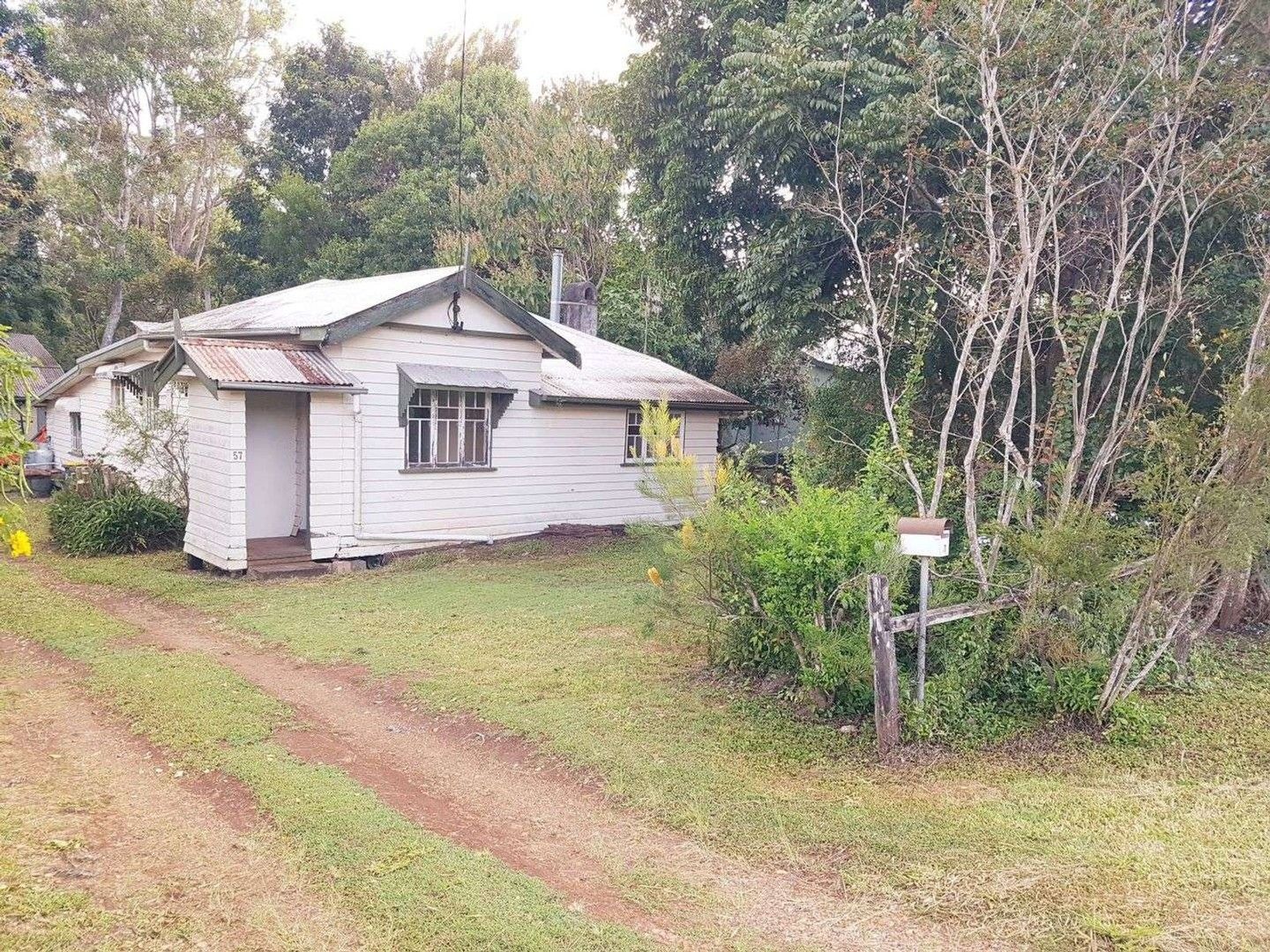 2 bedrooms House in 57 Herbert Street RAVENSHOE QLD, 4888