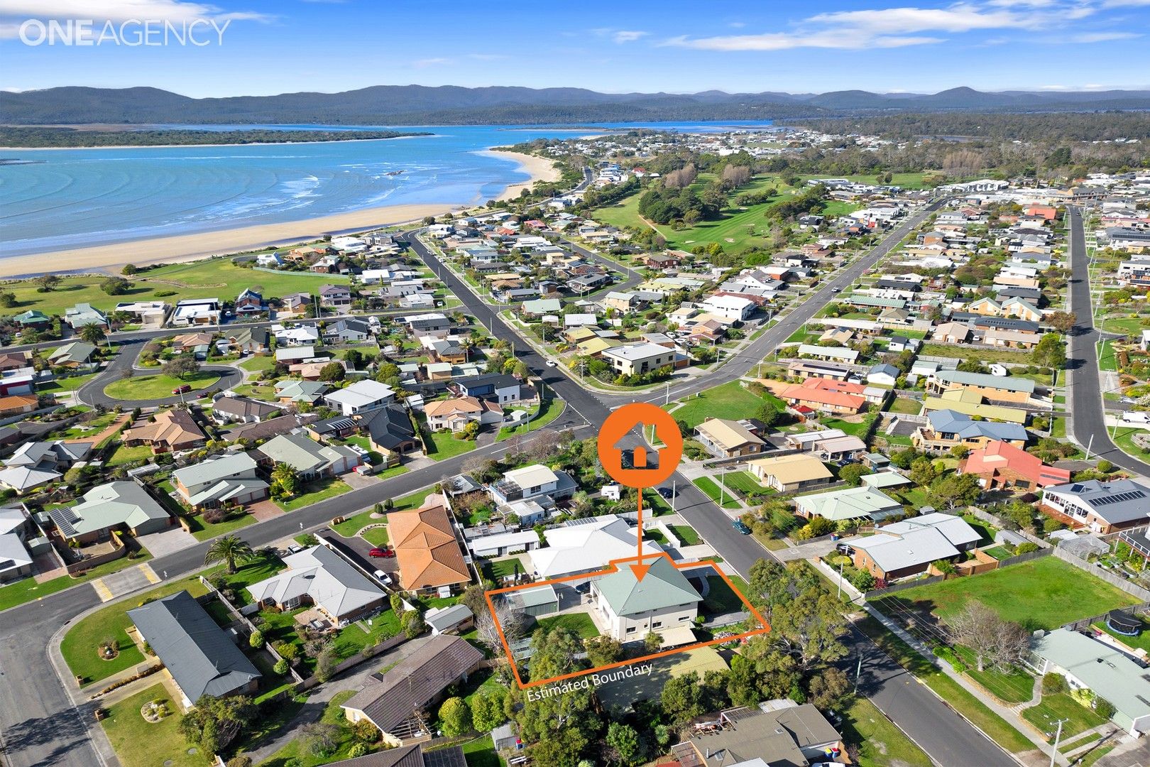 4 bedrooms House in 11 Freer Street SHEARWATER TAS, 7307