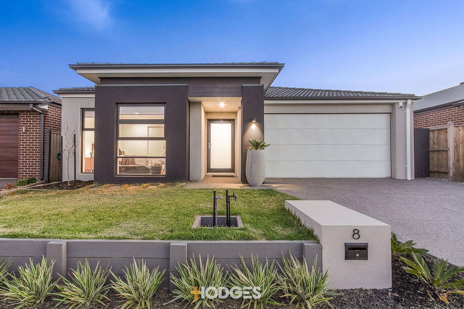 8 Sackville Avenue, Clyde North VIC 3978, Image 0