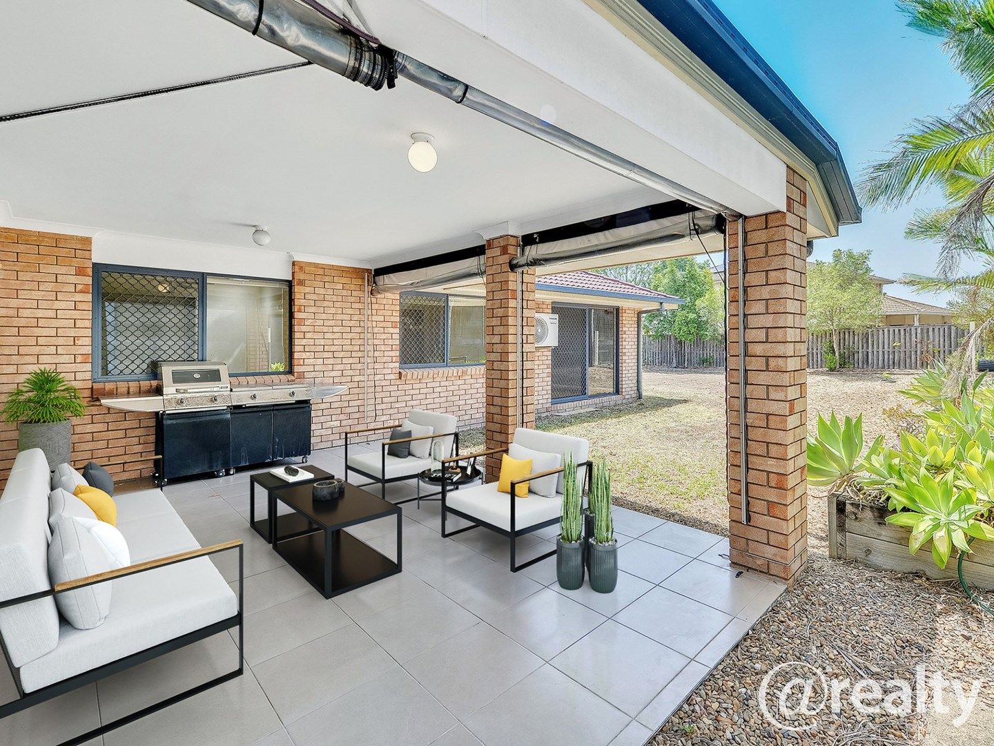 15 Hattah Place, Parkinson QLD 4115, Image 0