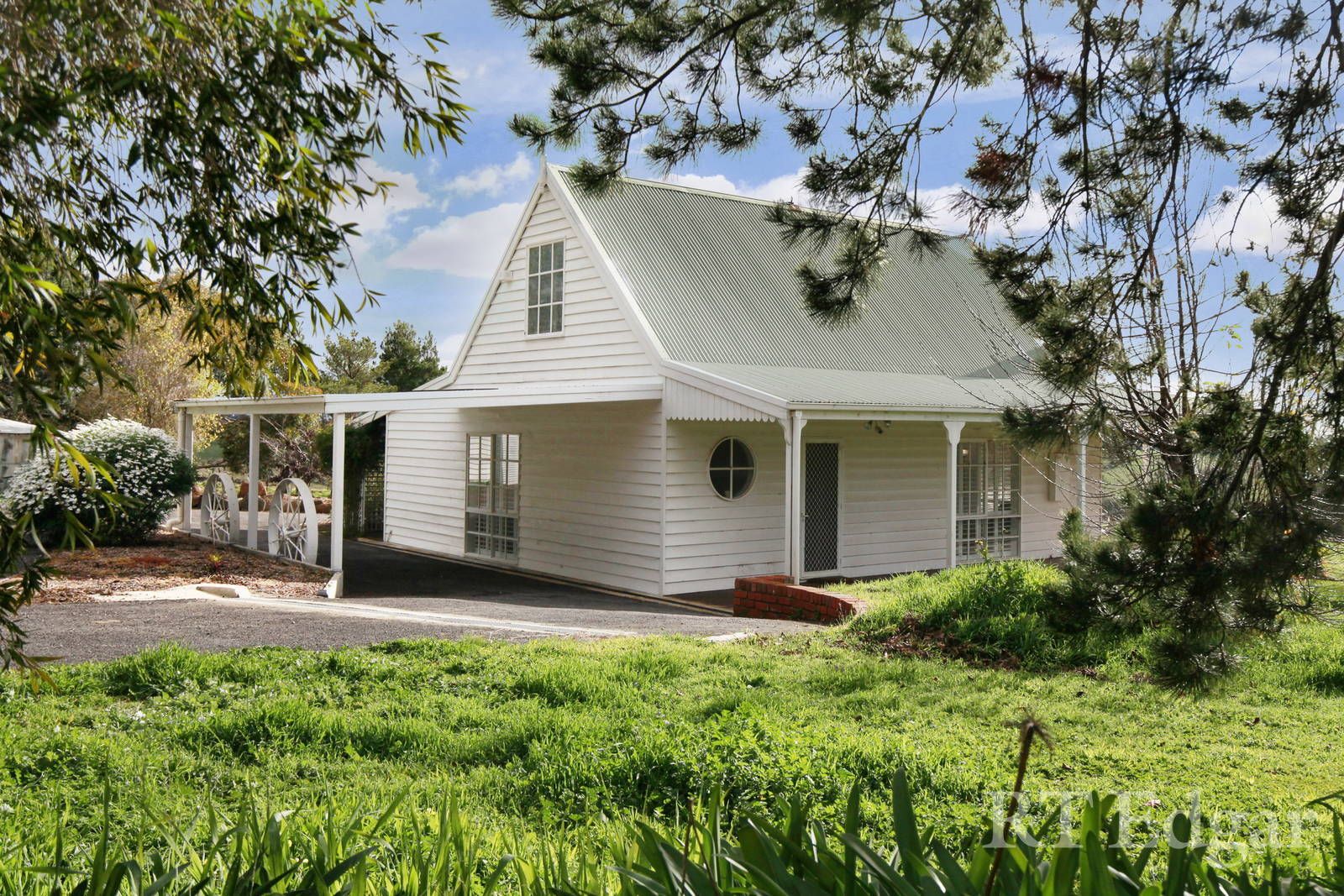 2104 Heathcote-Redesdale Road, Redesdale VIC 3444, Image 2