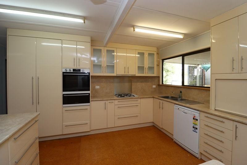 3 bedrooms House in 5 Sixth Avenue MOUNT ISA QLD, 4825