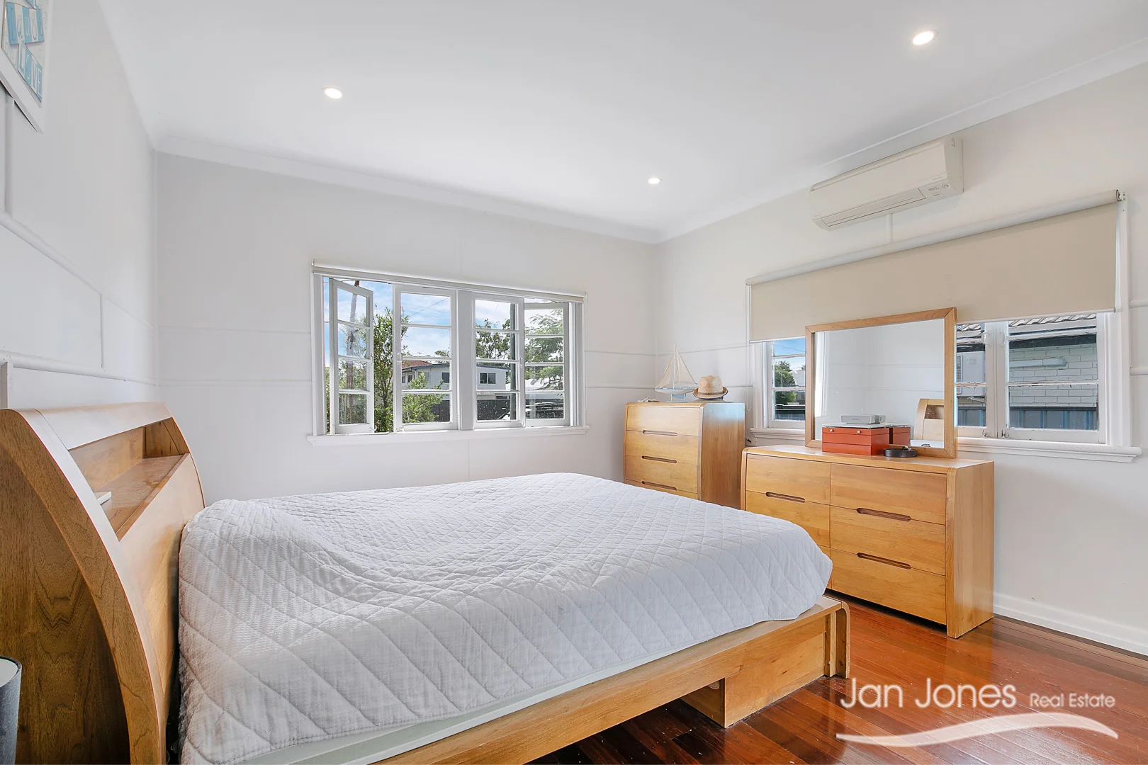 Additional image 7 of 107 Eversleigh Road, Scarborough QLD 4020