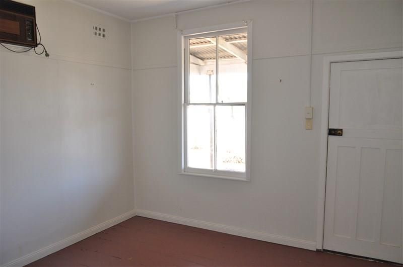 29 Patterson Street, Forbes NSW 2871, Image 2