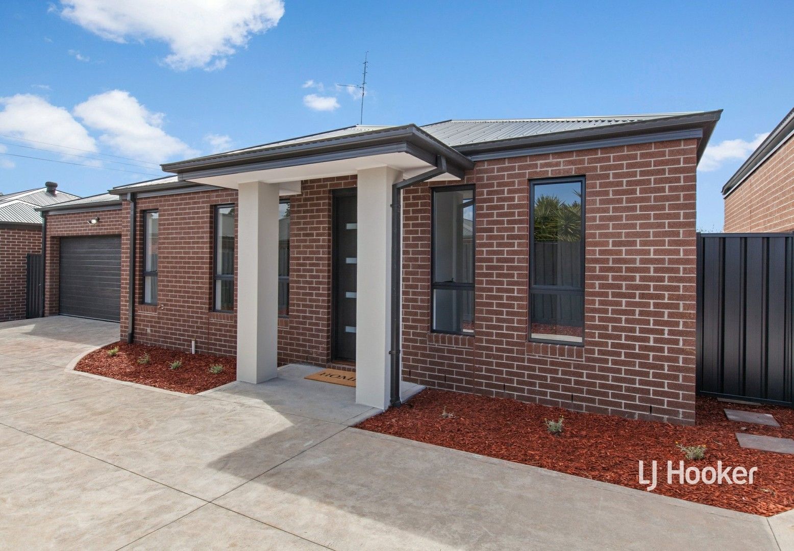 2/24 McKenzie Street, Broadford VIC 3658, Image 0