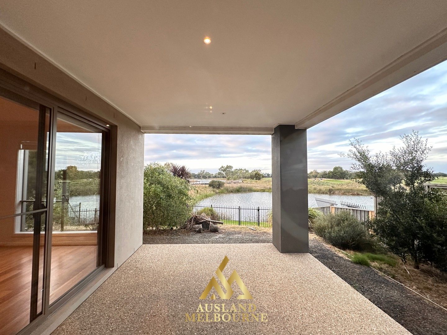 44 Waterside Circuit, Sandhurst VIC 3977 House For Rent 950 Domain