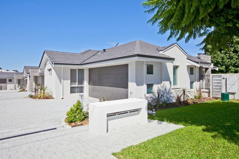 3 bedrooms Villa in 1/16-18 Millet Street JOONDANNA WA, 6060