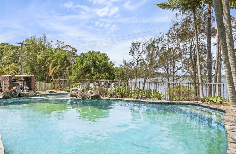 108 Broadwater Esplanade, Bilambil Heights NSW 2486, Image 0