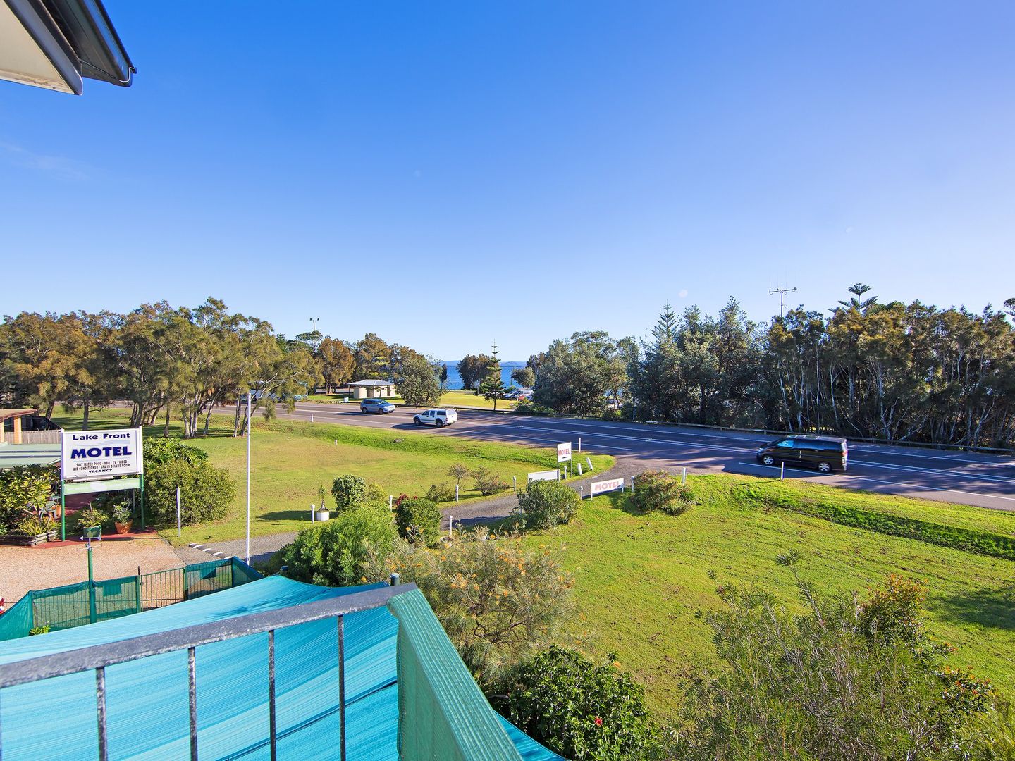 1/6 Lynch Crescent, The Entrance North NSW 2261, Image 2