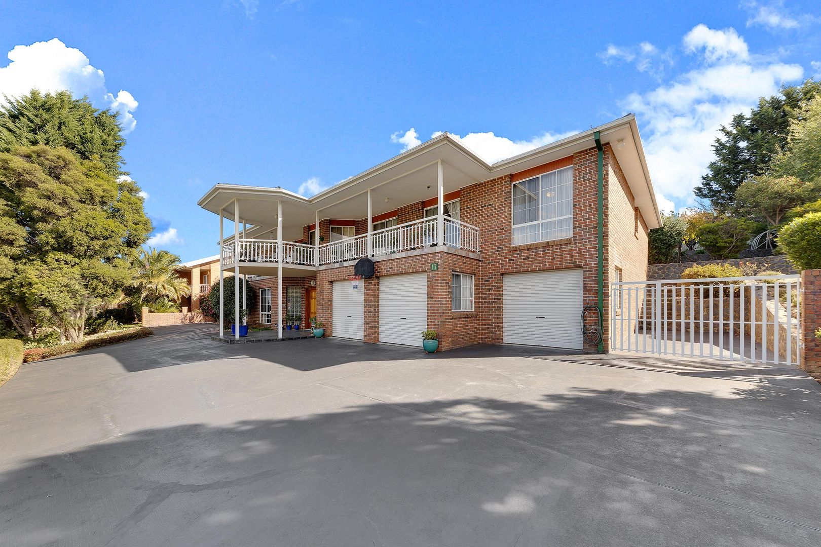 17 Ngunawal Drive, O'Malley ACT 2606, Image 2