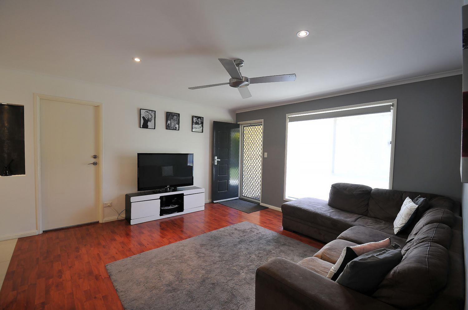 17 Carlton Close, Bethania QLD 4205, Image 2