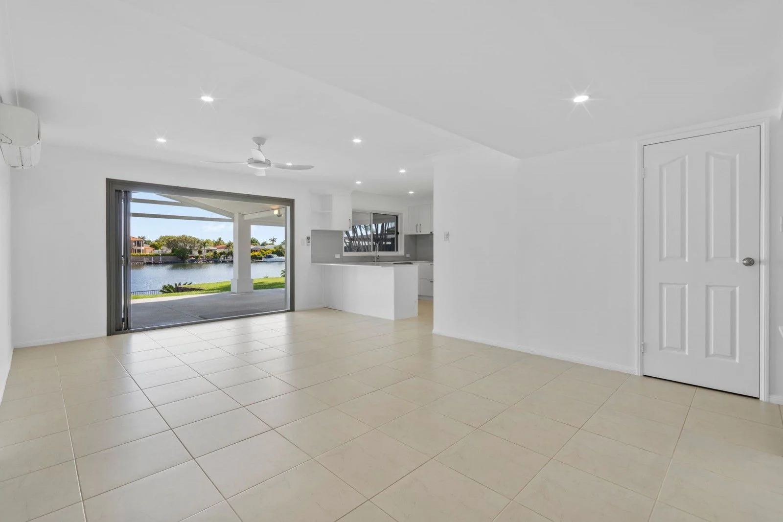 Additional image 5 of 38 Lakeshore Drive, Helensvale QLD 4212