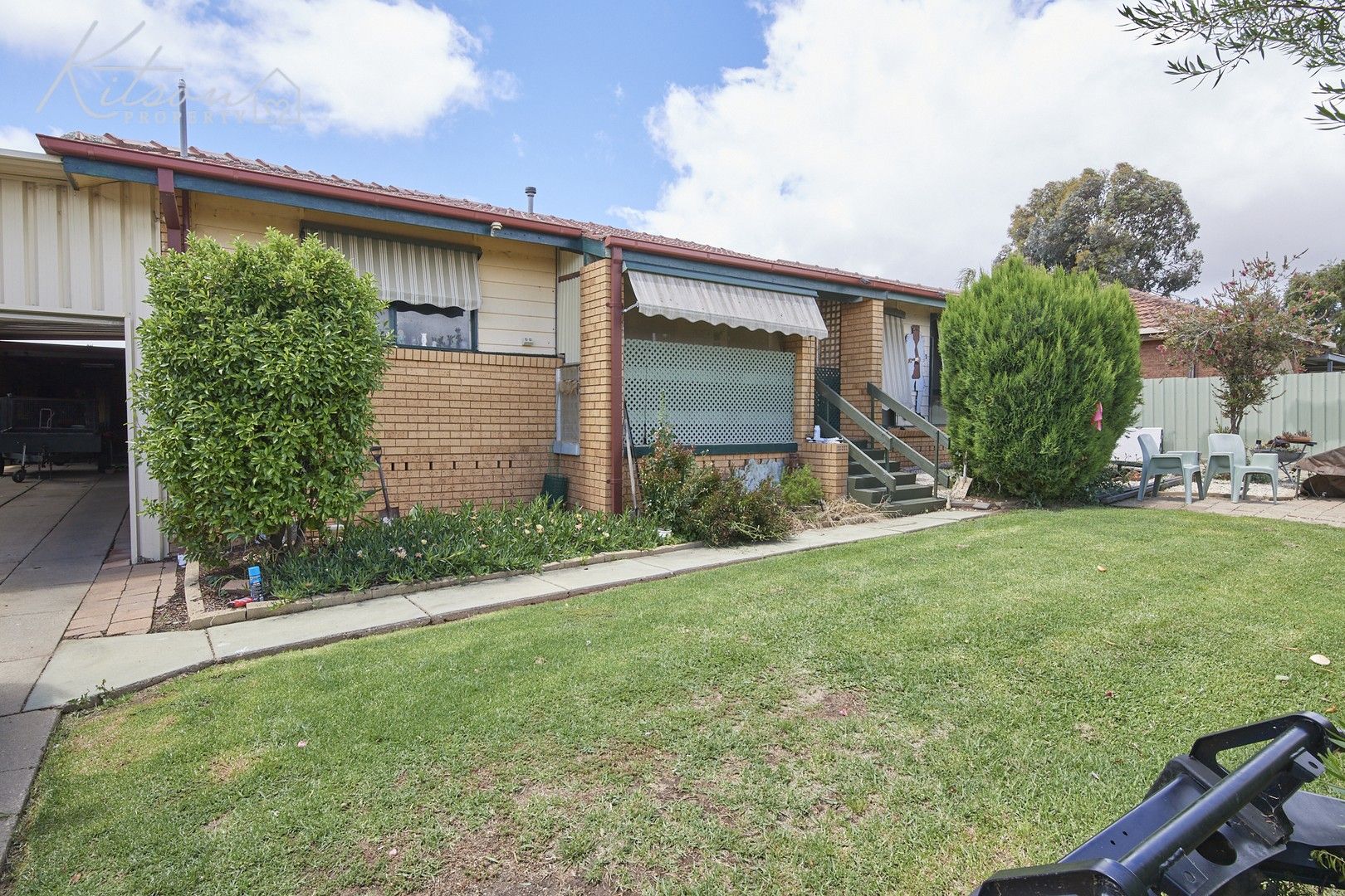 24 Simpson Avenue, Forest Hill NSW 2651, Image 0