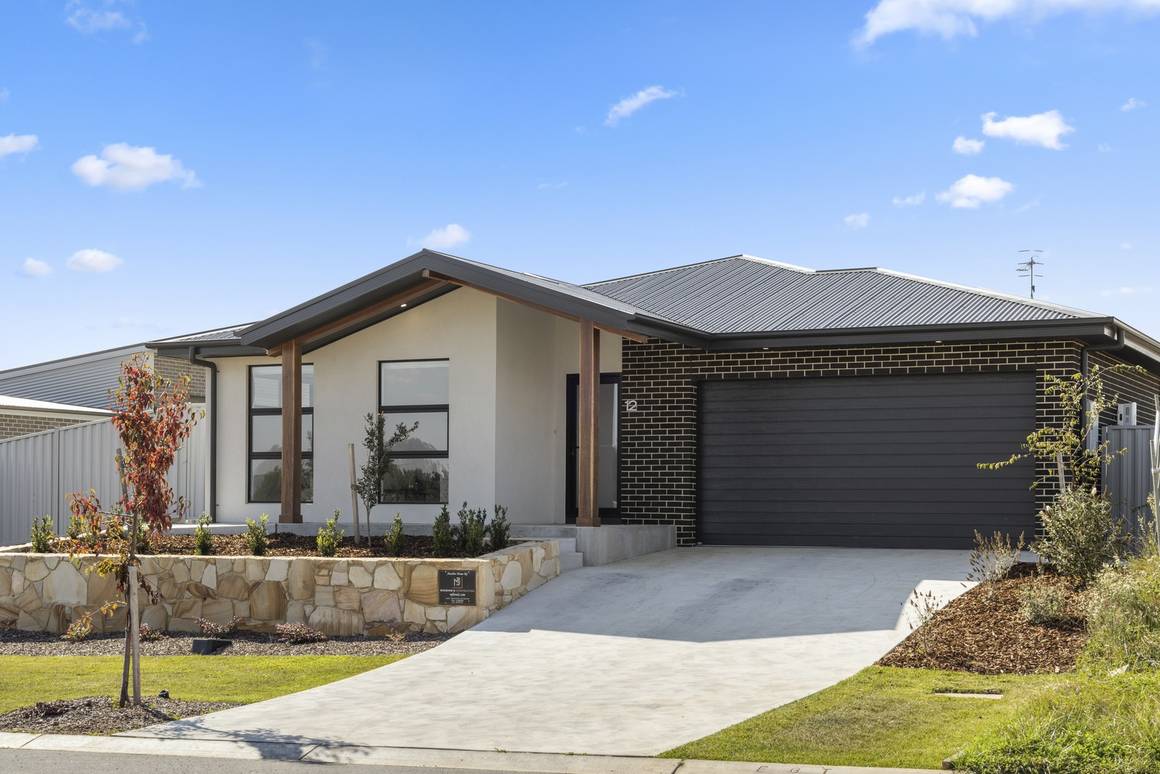 Picture of 12 Nelson Terrace, BUNGENDORE NSW 2621