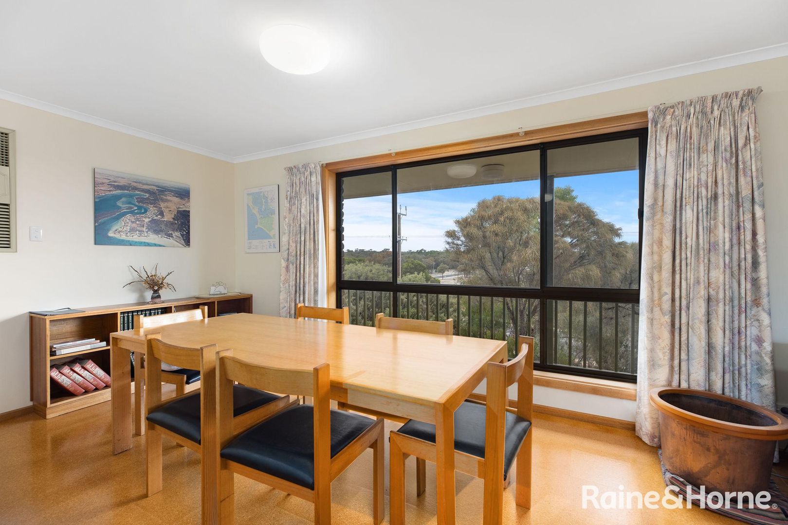 383 Esplanade, Coffin Bay SA 5607, Image 2