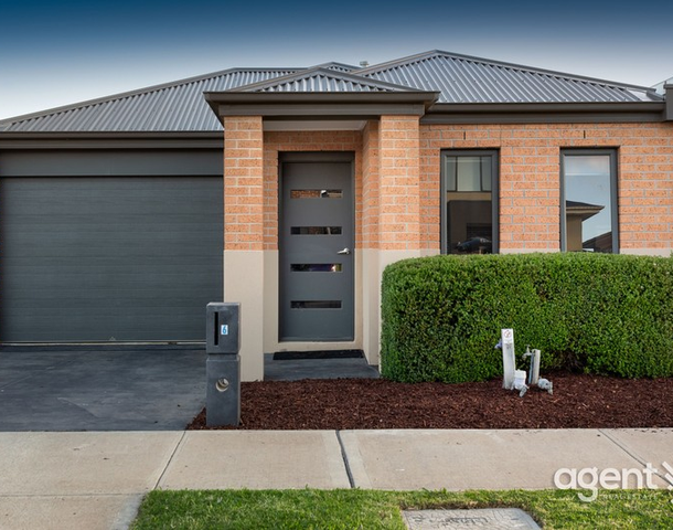 6 Eloise Circuit, Officer VIC 3809