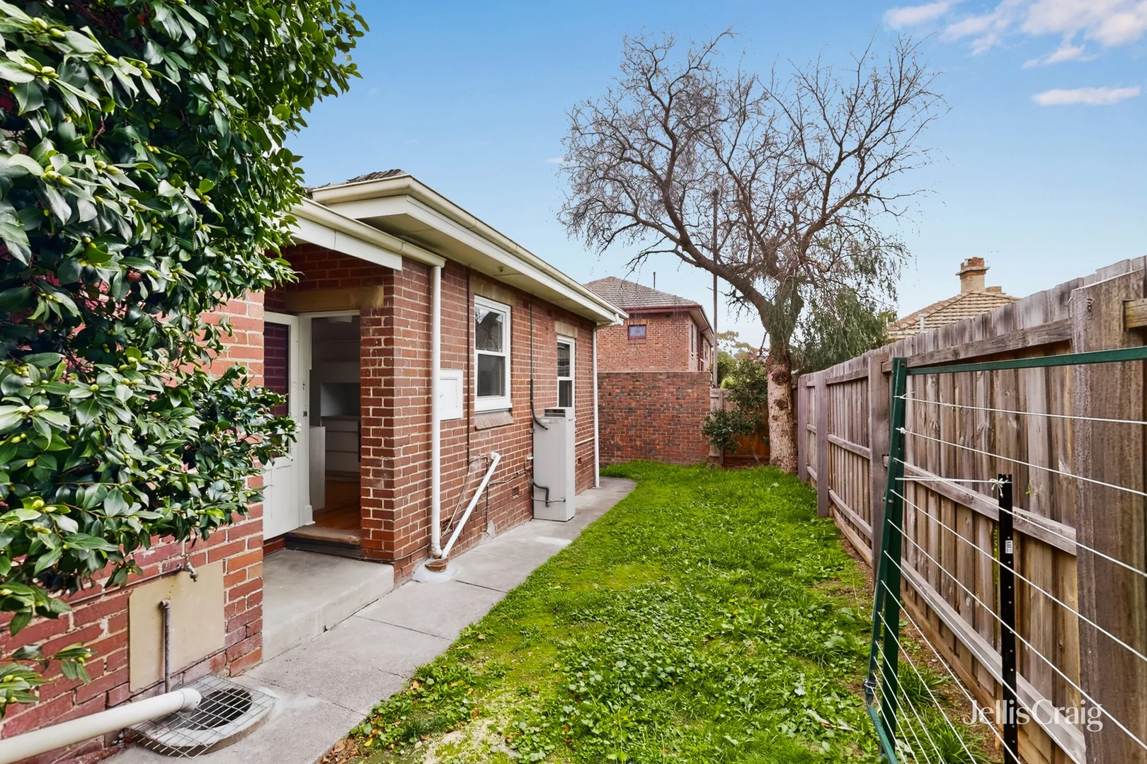 Additional image 11 of 1 Loch Rae Court, Hawthorn VIC 3122