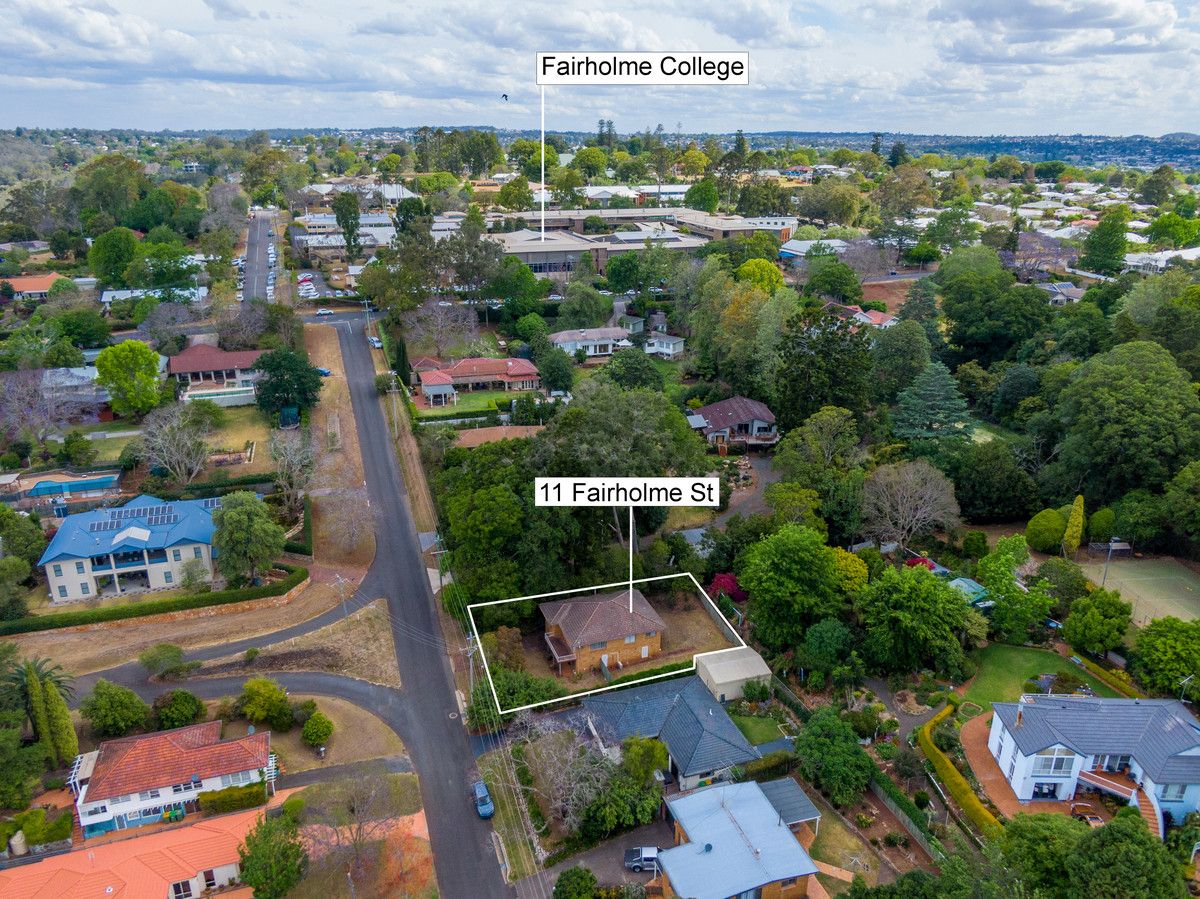 11 Fairholme Street, Mount Lofty QLD 4350, Image 1