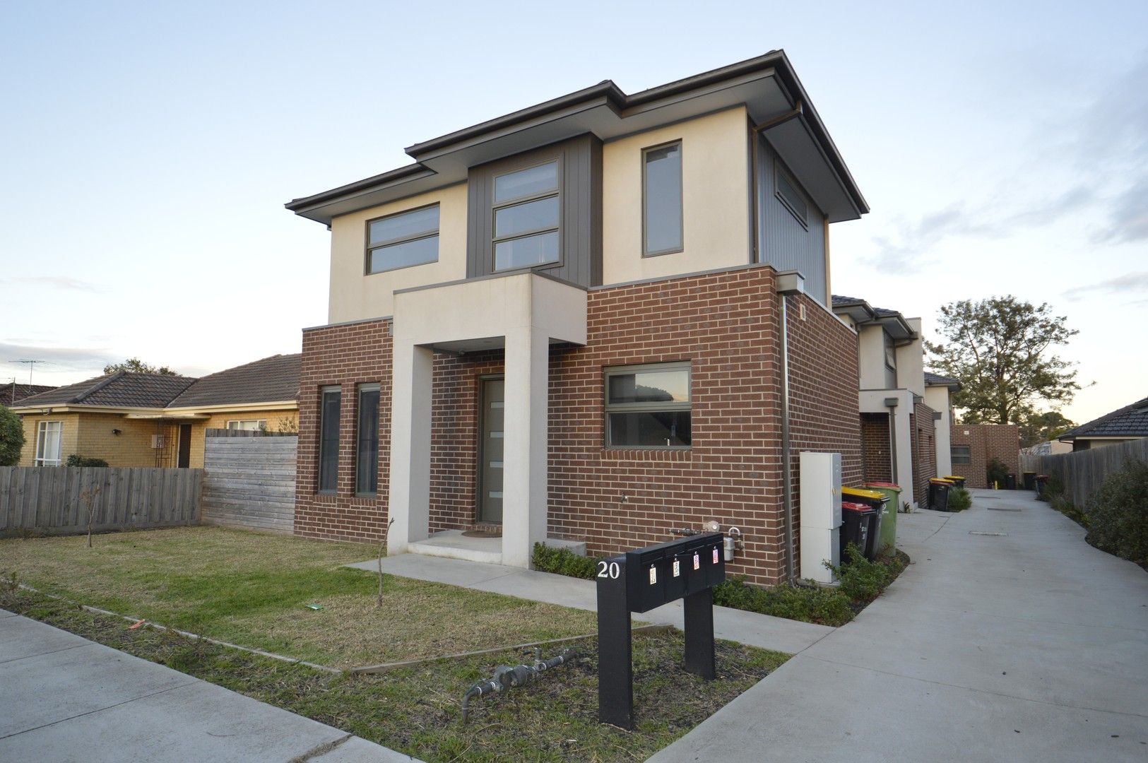 2 bedrooms Apartment / Unit / Flat in 1/20 Power Street DANDENONG VIC, 3175