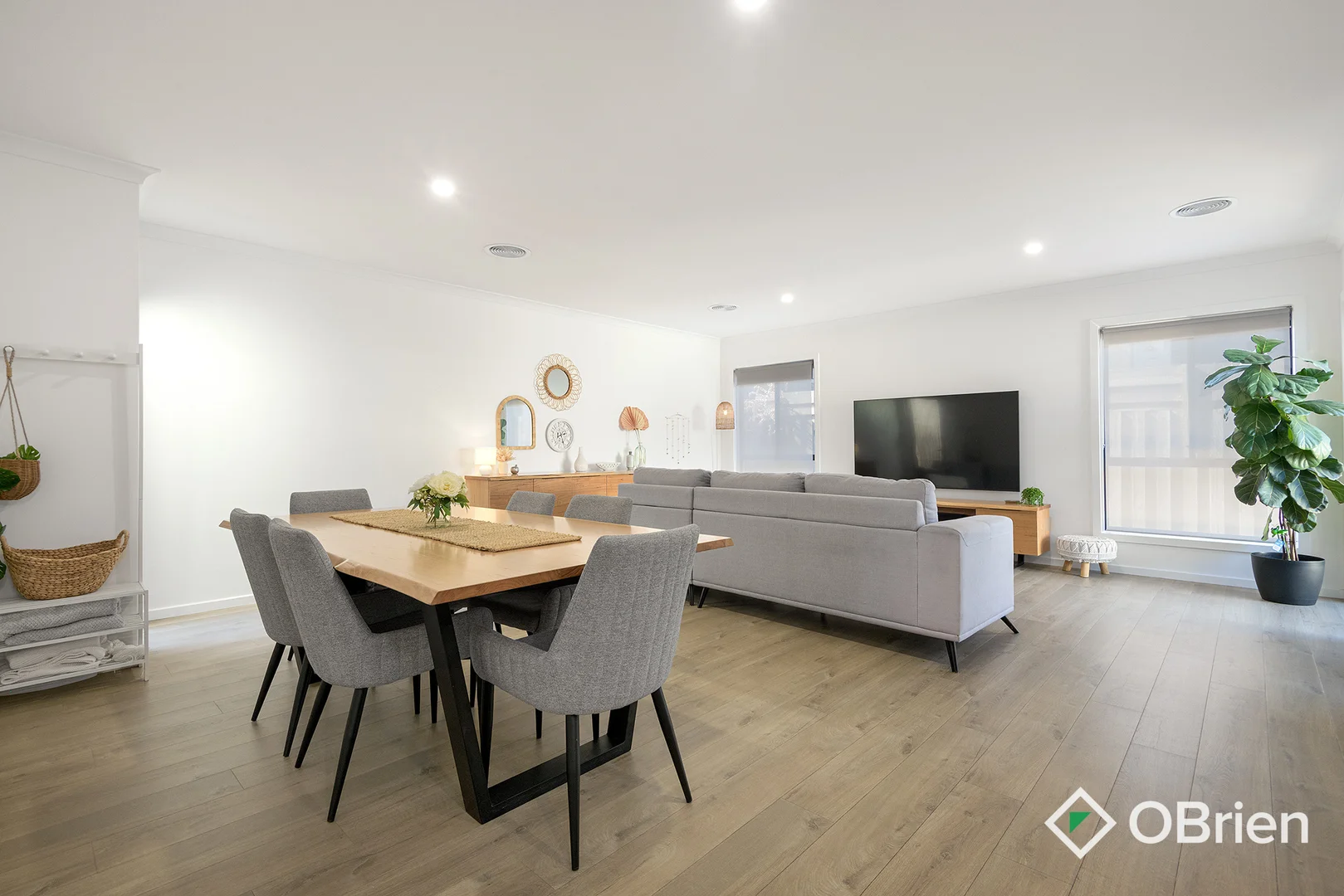 Additional image 5 of 47 Volunteer Avenue, Cranbourne South VIC 3977