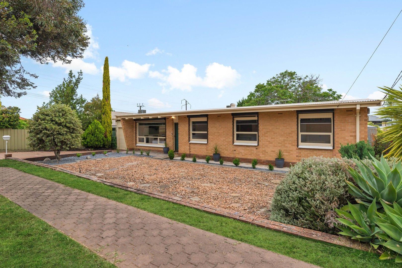 17 Bunbury Terrace, Valley View SA 5093, Image 0