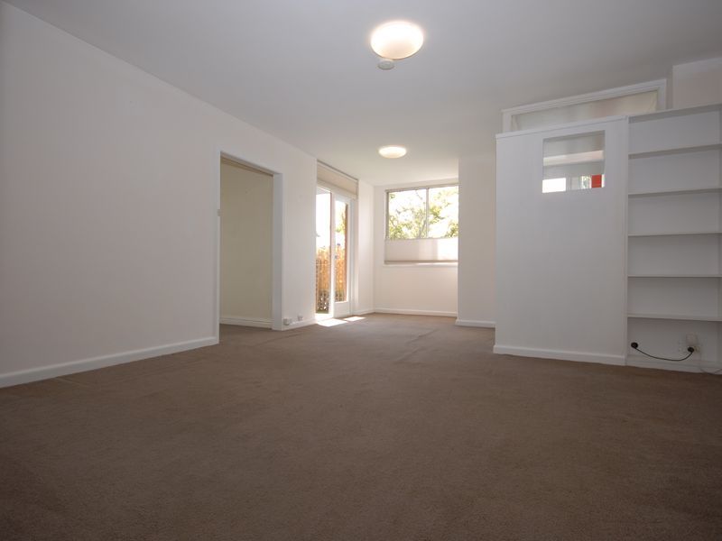 21/64 St Georges Terrace, Battery Point TAS 7004, Image 2