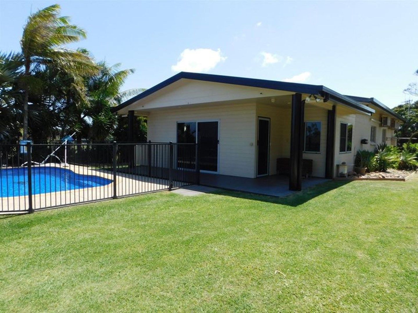 8 Mifsud Drive, Sarina Beach QLD 4737, Image 0