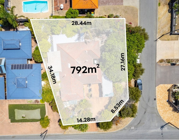 5 Gleddon Way, Hillarys WA 6025