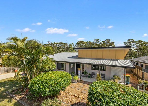 5 Lakeside Drive, Burrum Heads QLD 4659