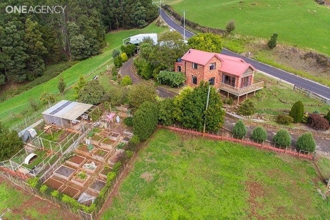 Picture of 727 Melrose Road, MELROSE TAS 7310